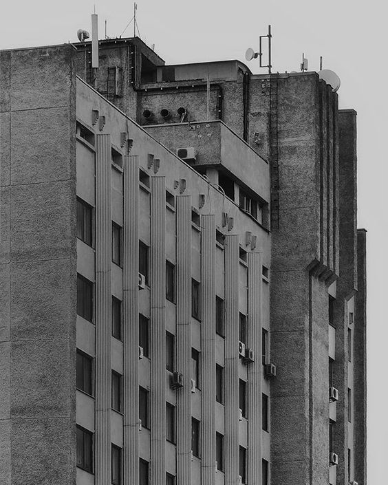 Archillect ID 250721