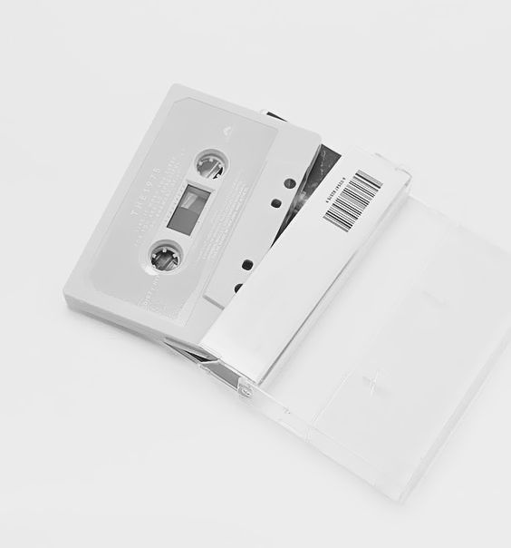 Archillect ID 250875