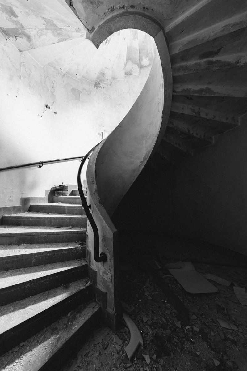 Archillect ID 255062