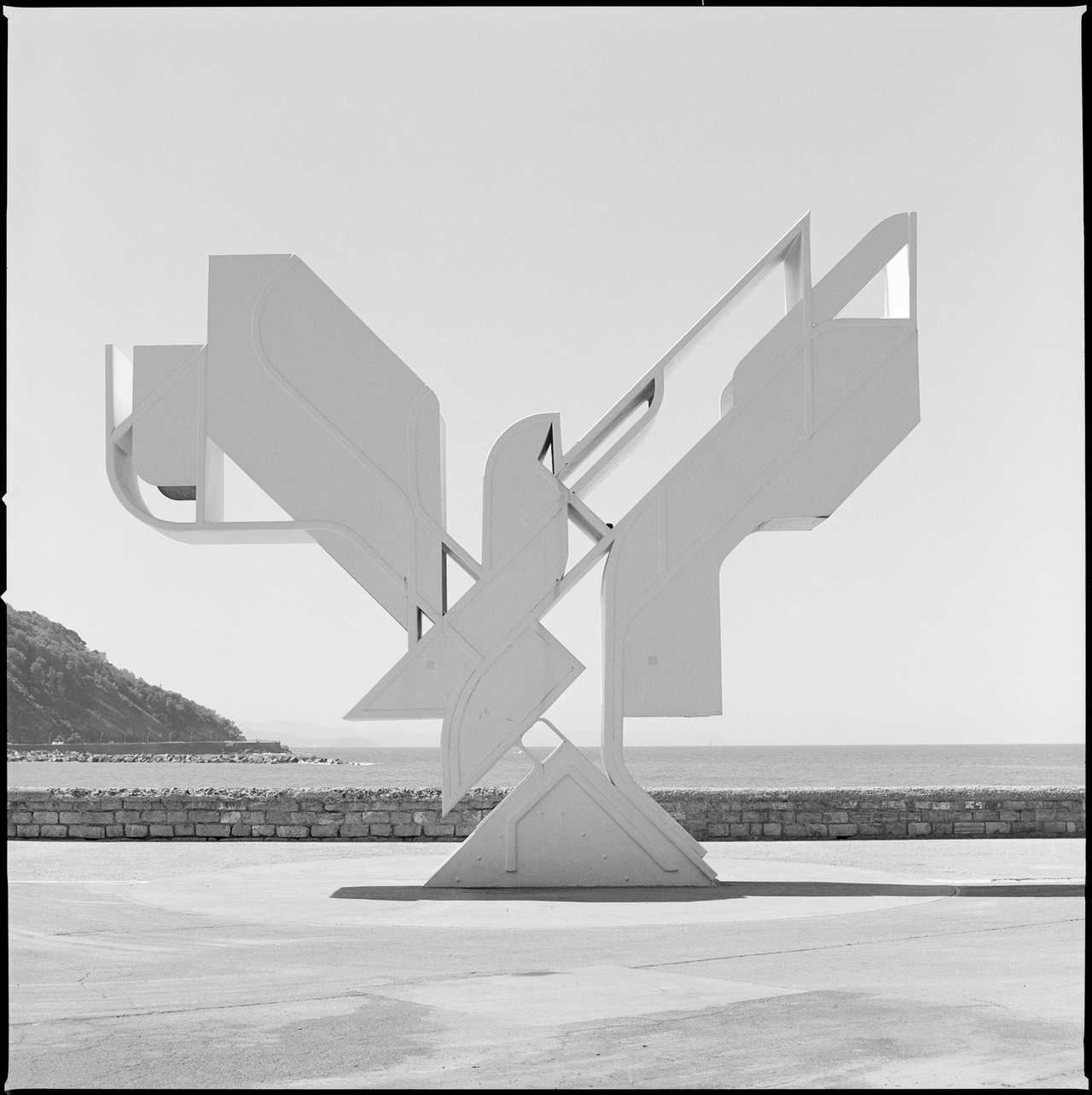 Archillect ID 256660