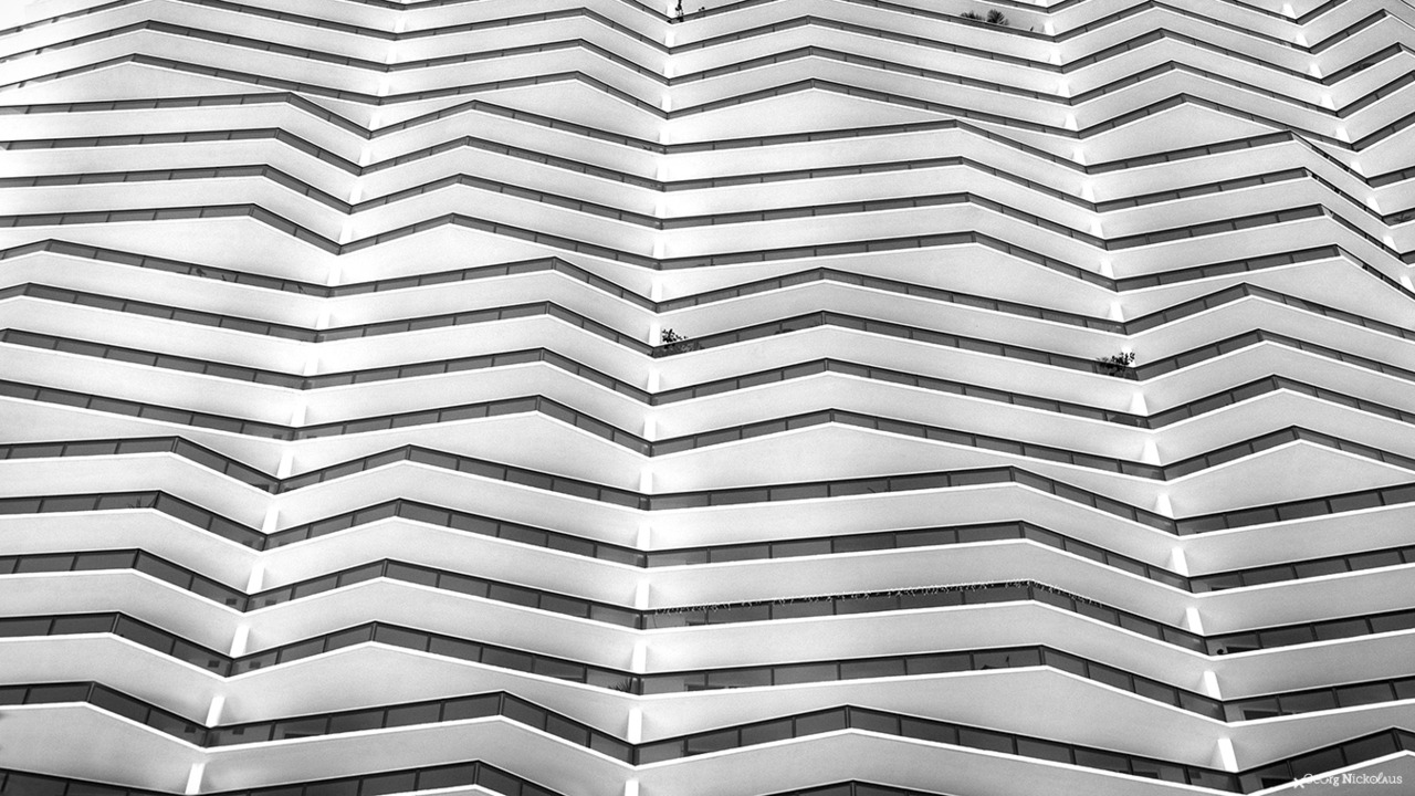 Archillect ID 261649
