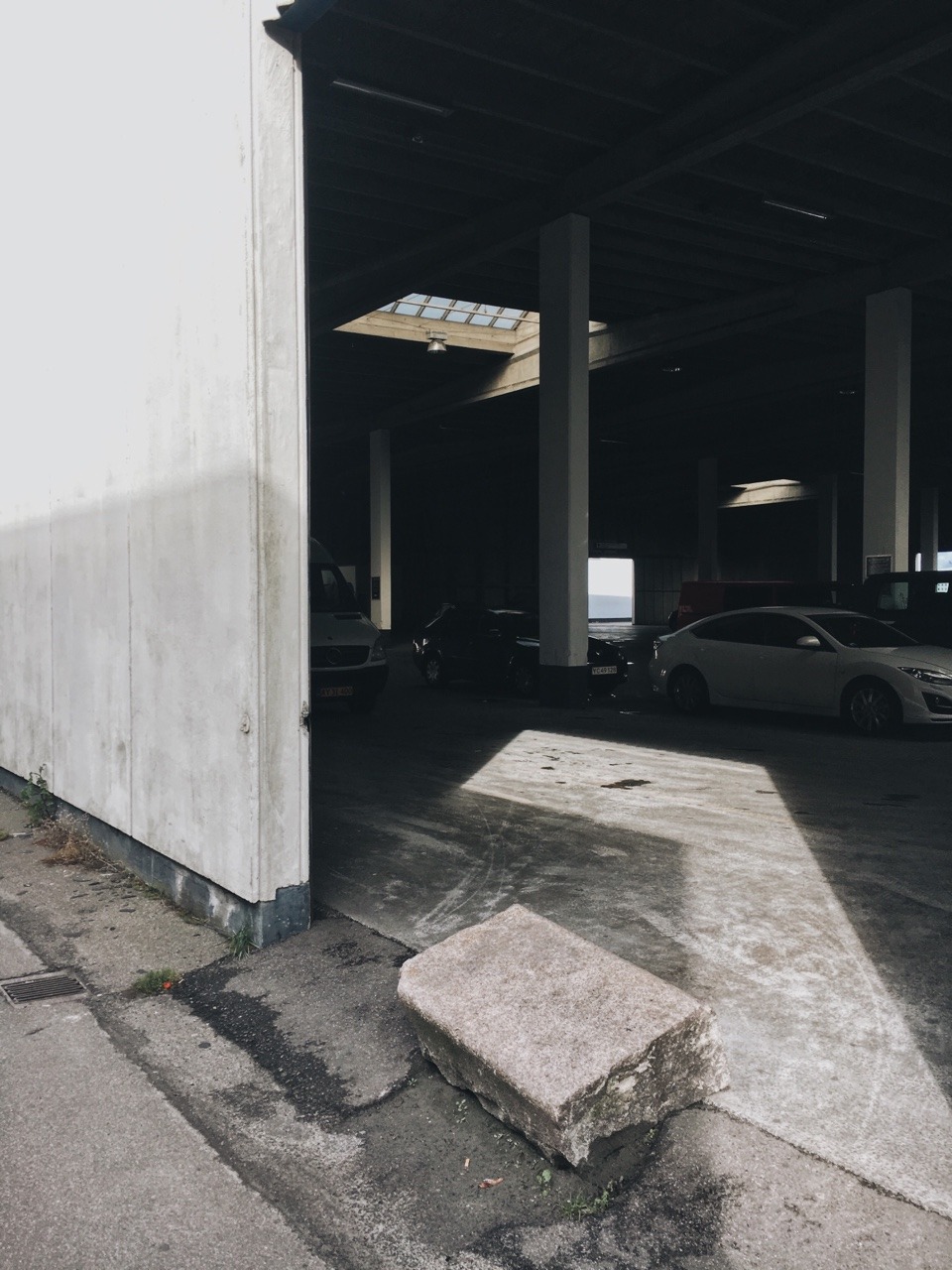 Archillect ID 263572