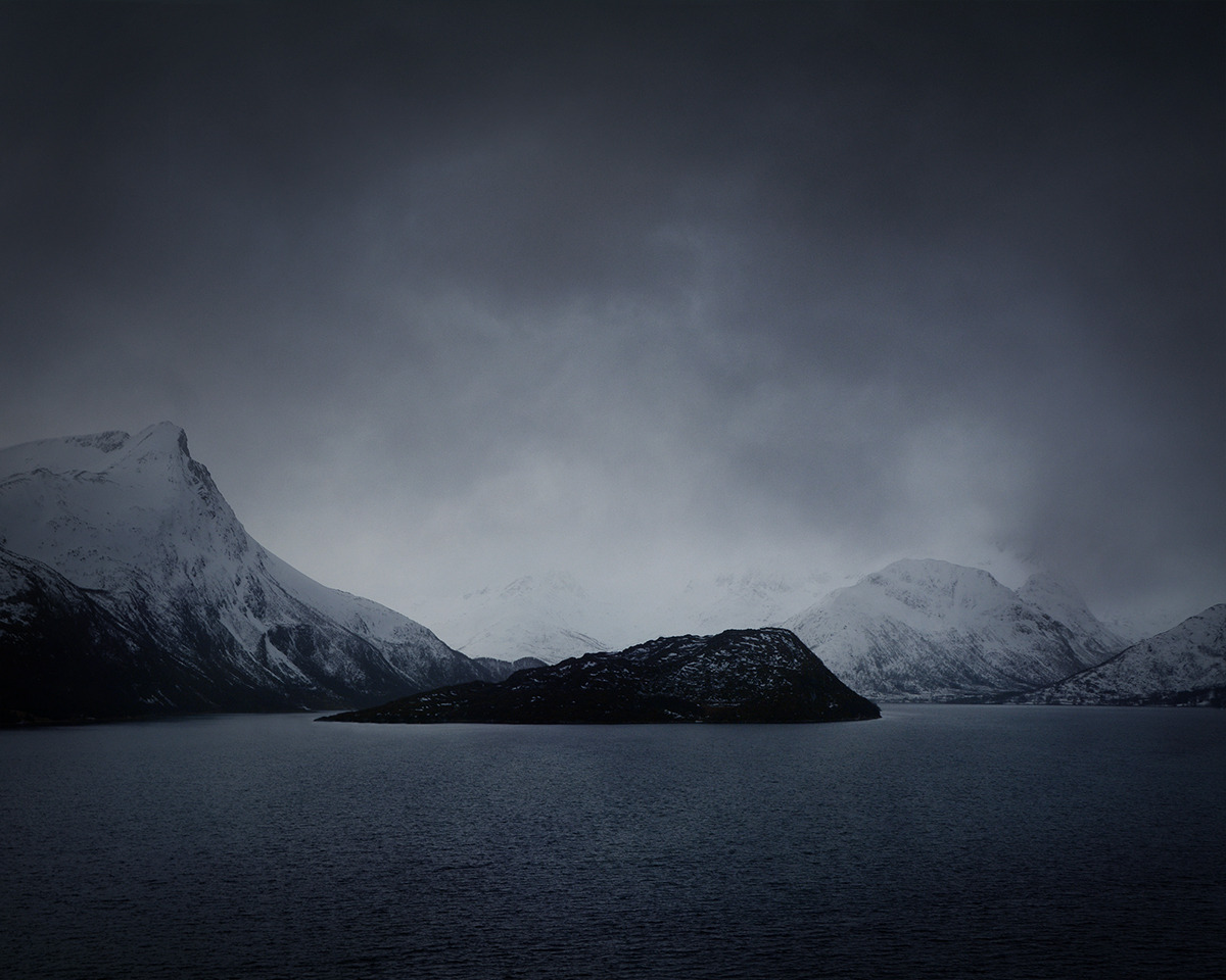 Archillect ID 266485
