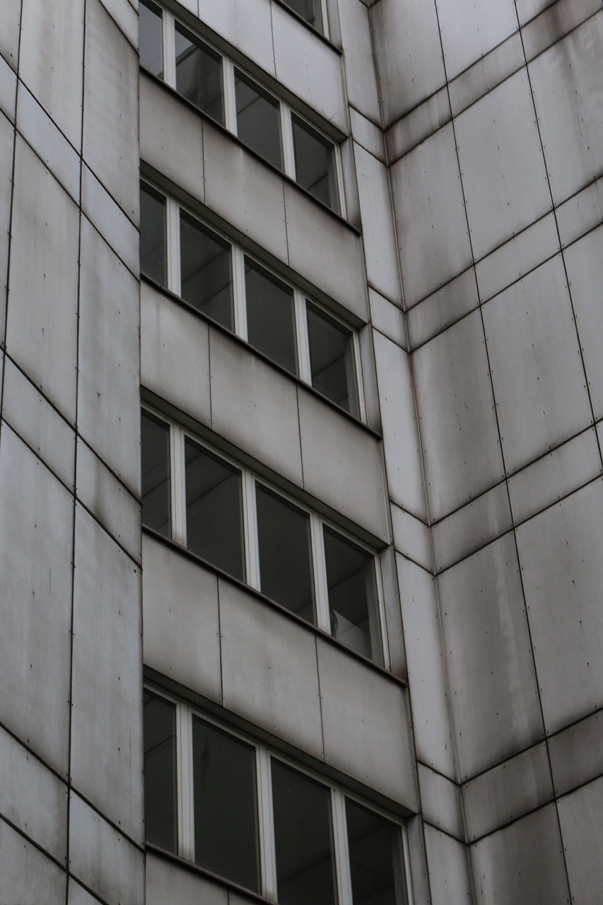 Archillect ID 268324