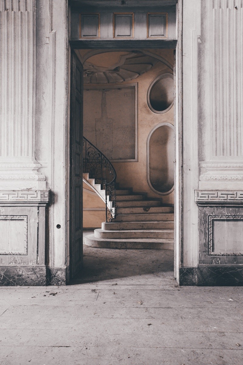 Archillect ID 271312