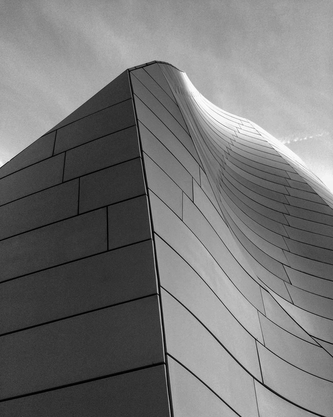 Archillect ID 271455