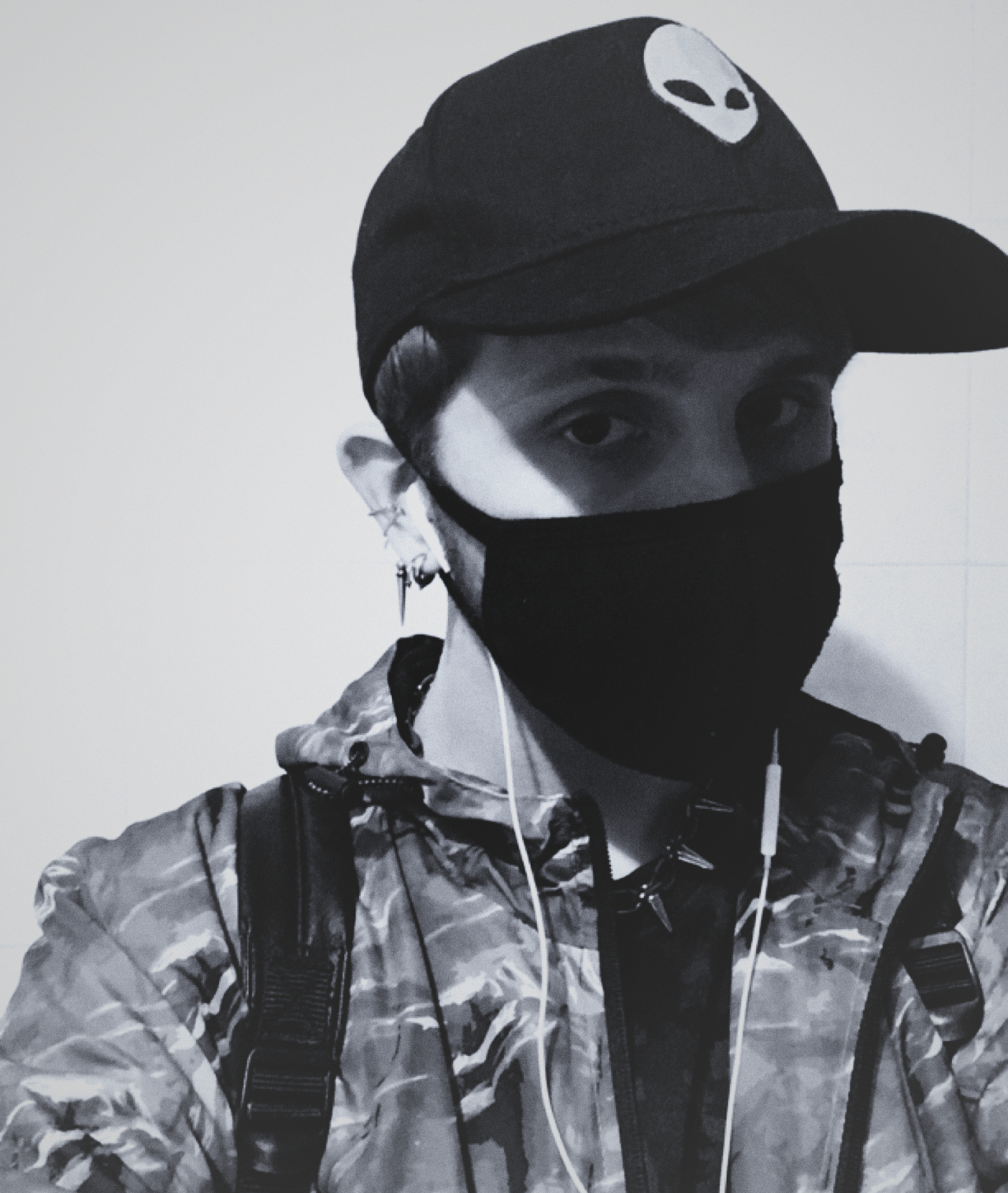 Archillect ID 273319