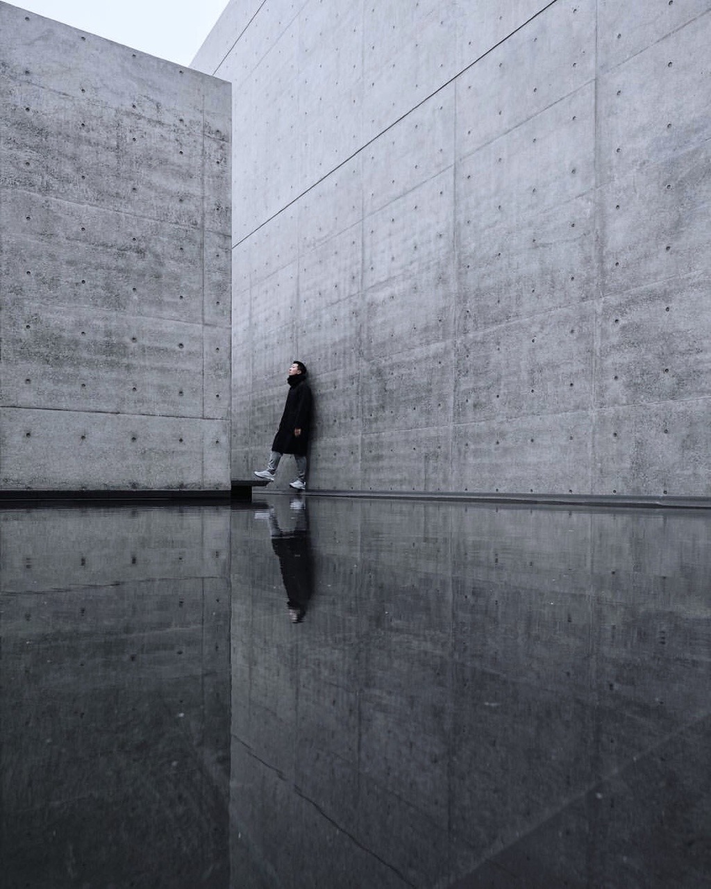 Archillect ID 275760