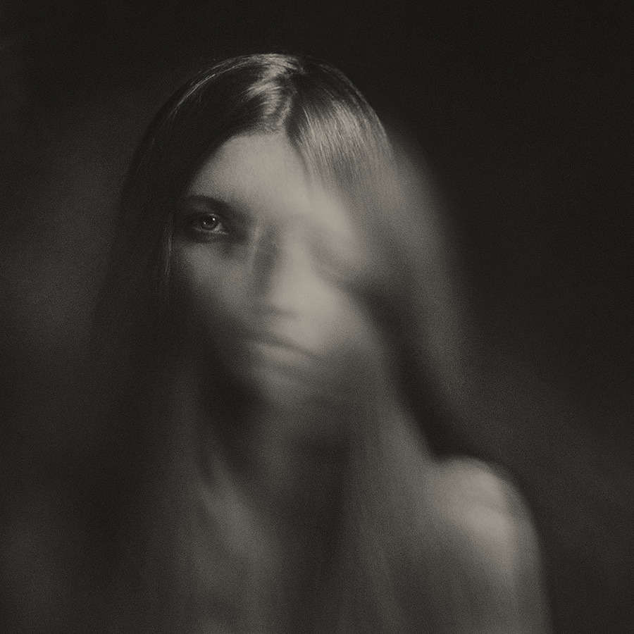 Archillect ID 275998