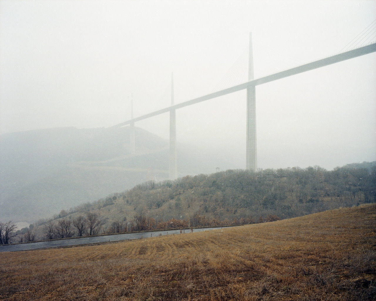 Archillect ID 280552