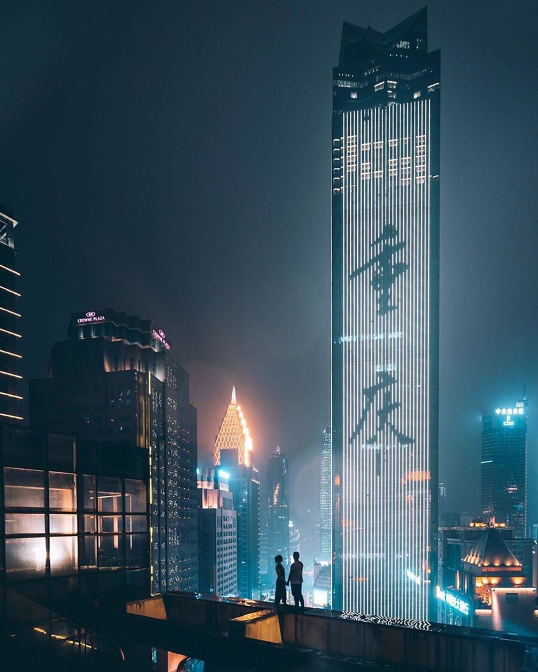 Archillect ID 281532