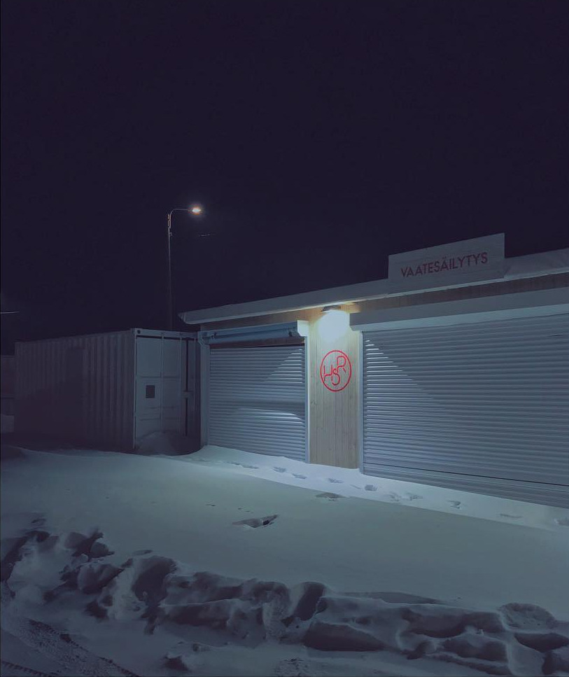 Archillect ID 281648