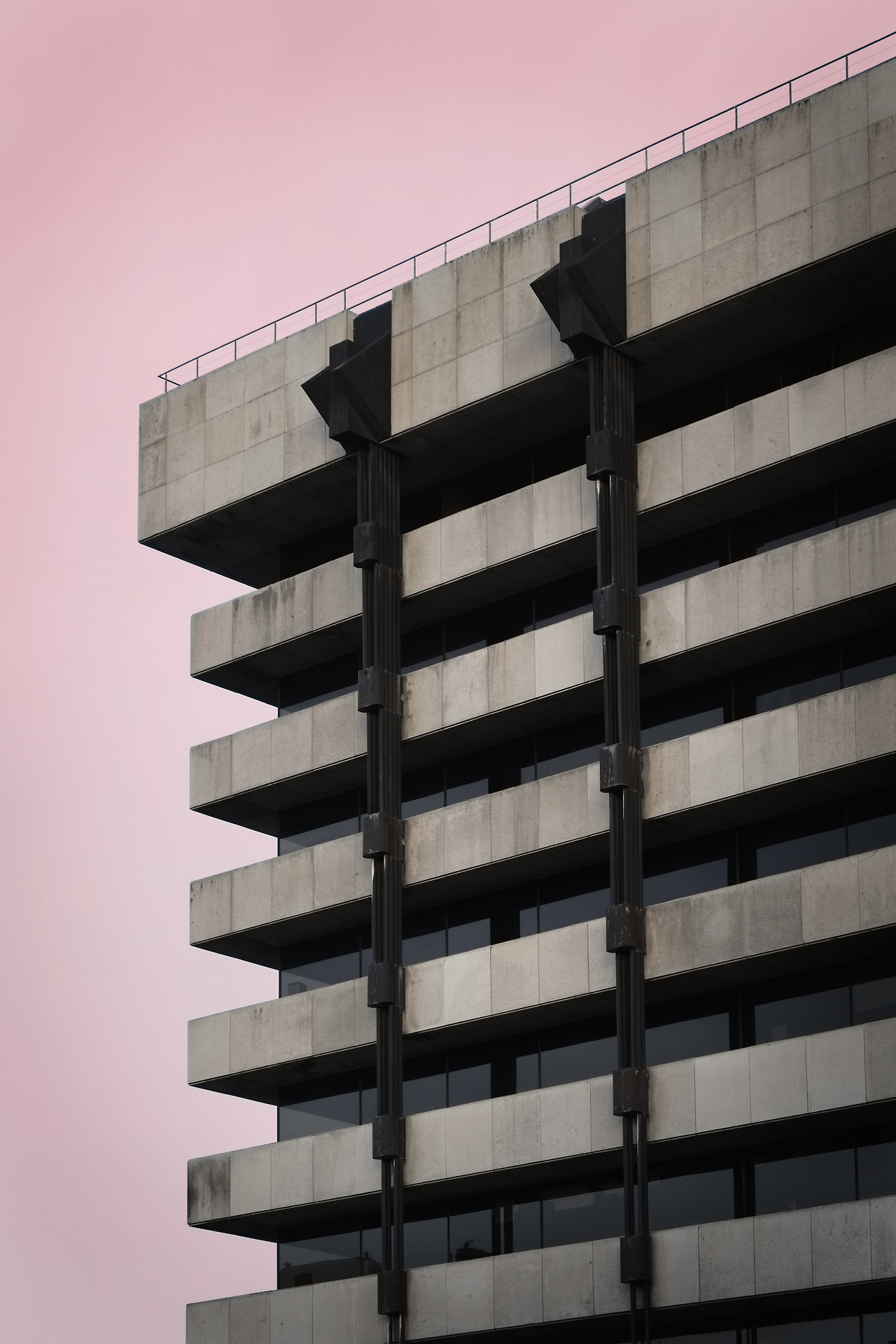 Archillect ID 285427