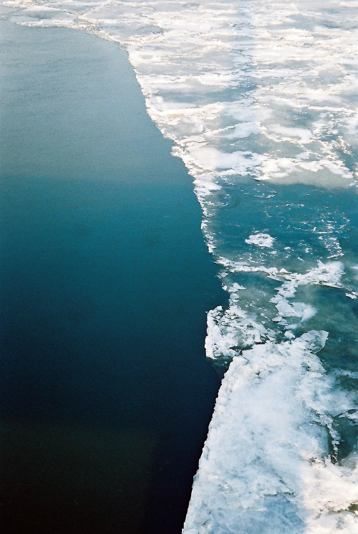 Archillect ID 286394