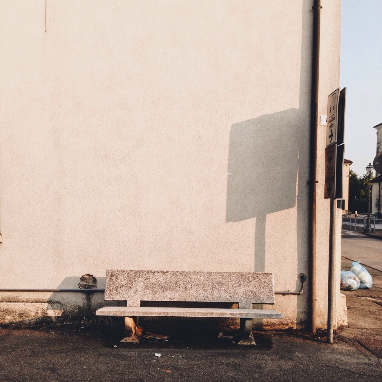 Archillect ID 287170