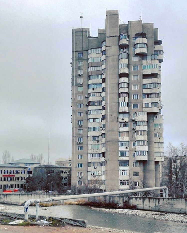 Archillect ID 287653