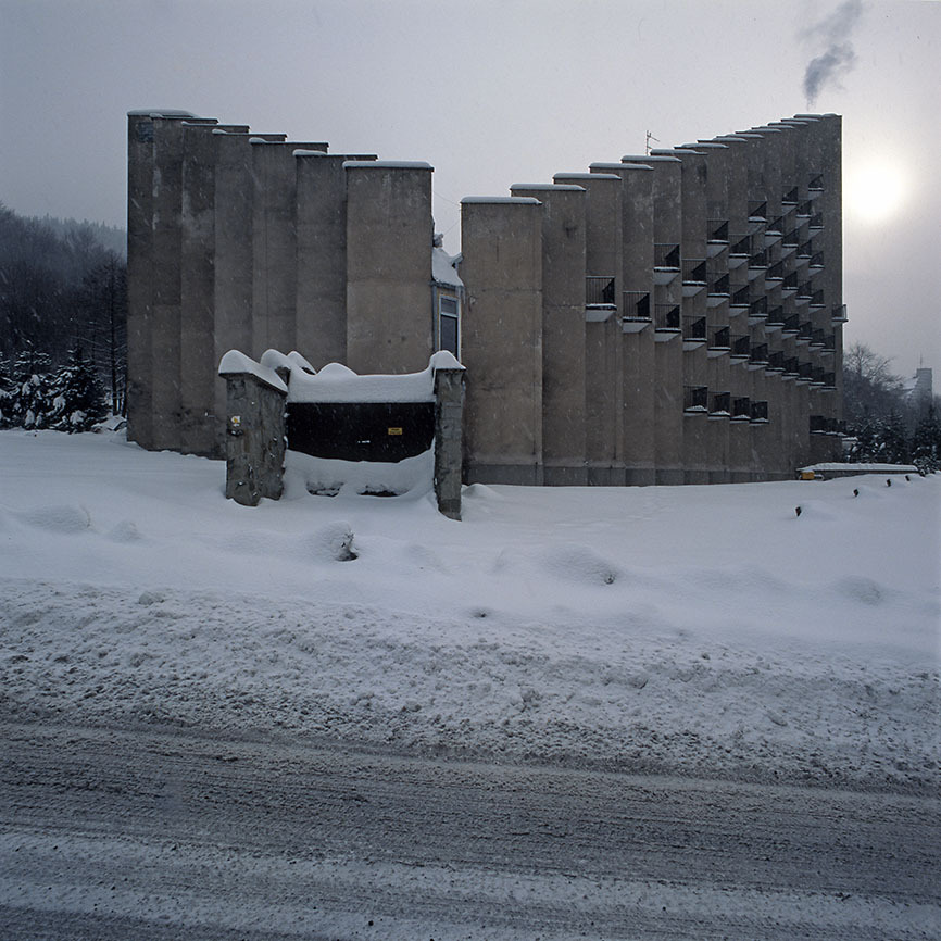 Archillect ID 287921