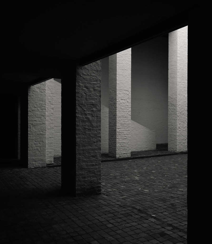Archillect ID 289864