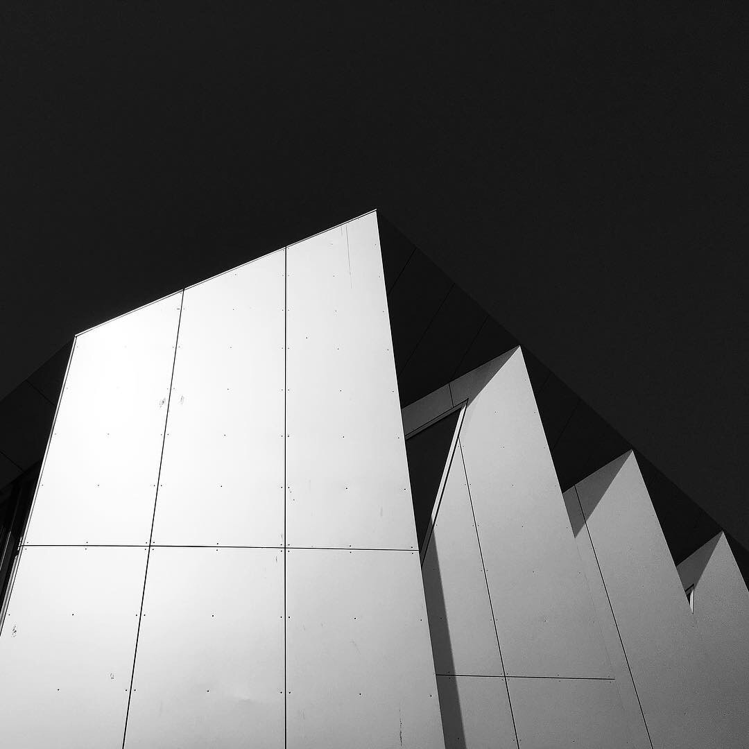 Archillect ID 290978