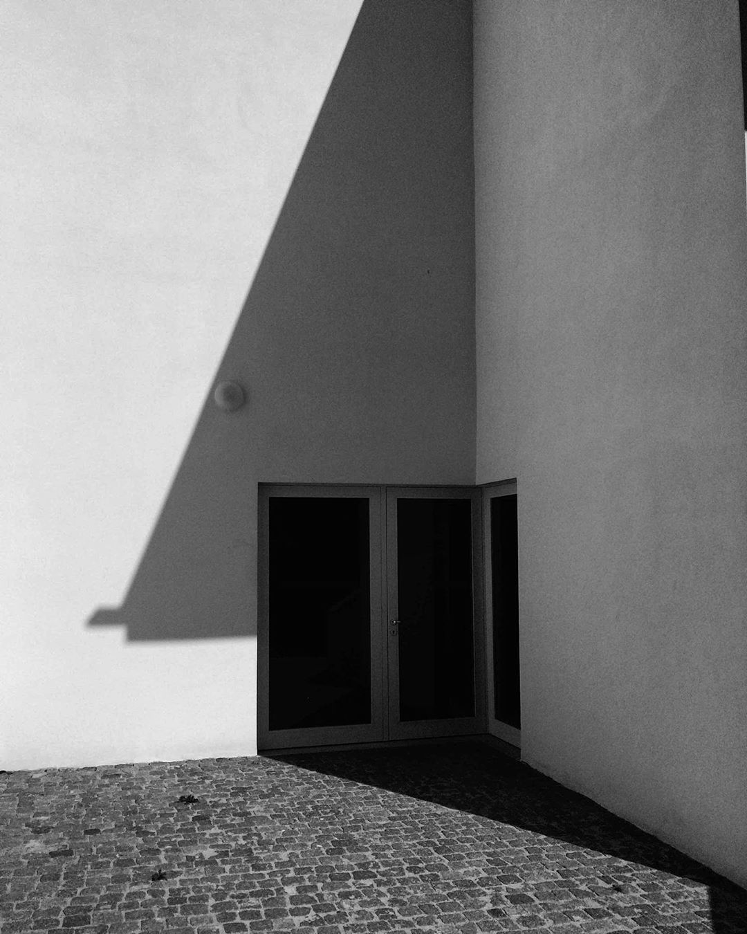 Archillect ID 291101