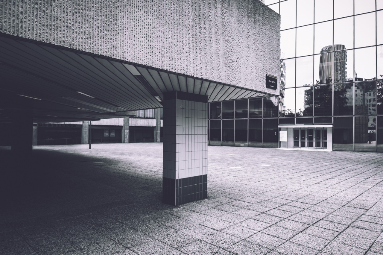 Archillect ID 292082