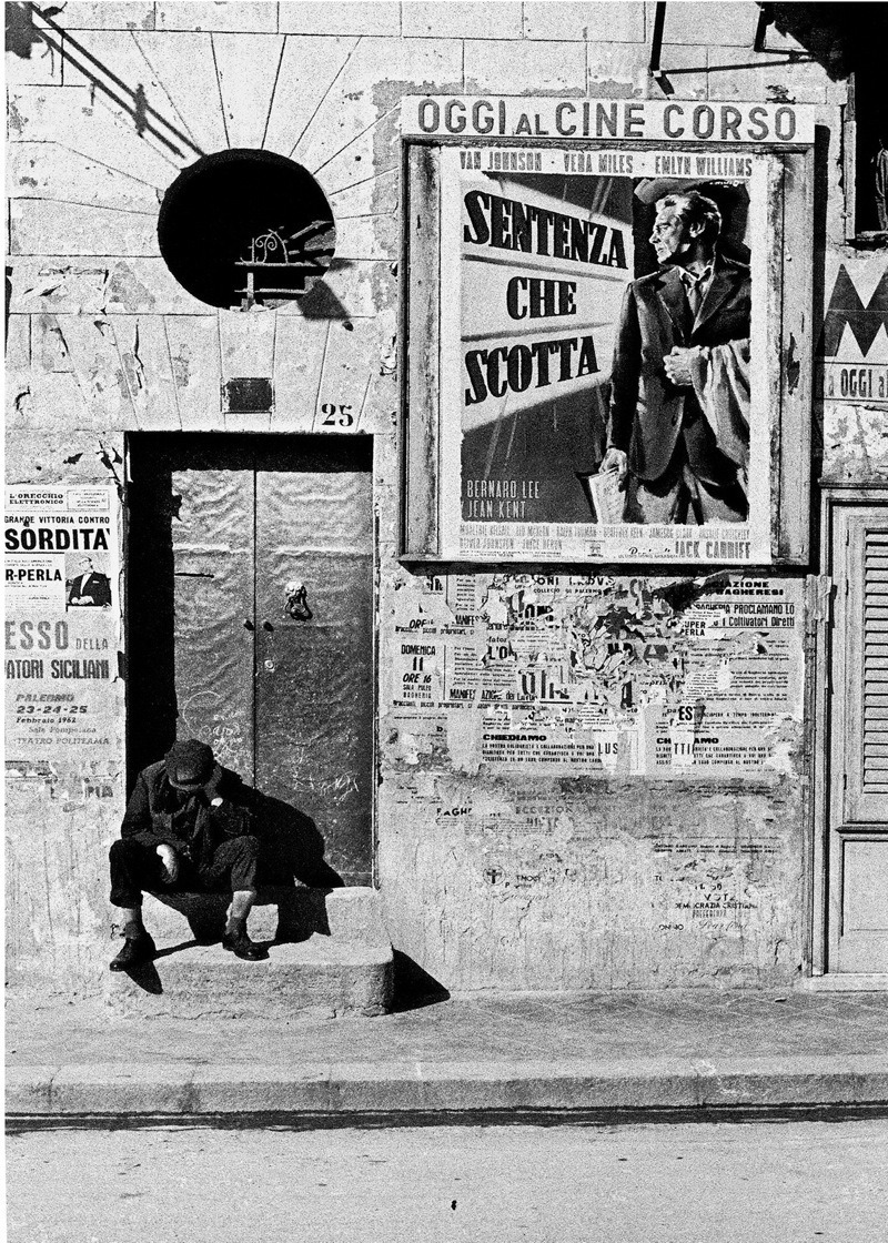 Archillect ID 293326