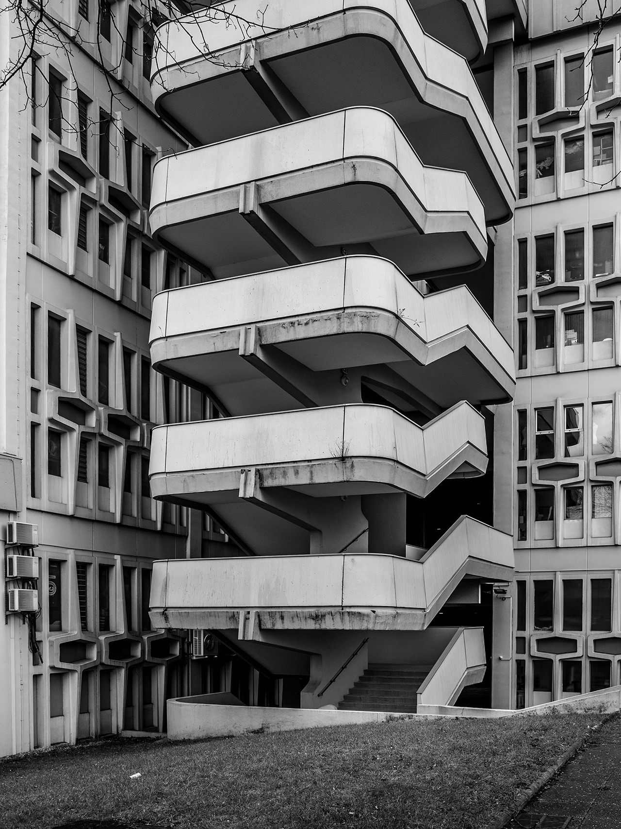 Archillect ID 293337
