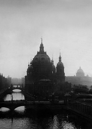 Archillect ID 294062