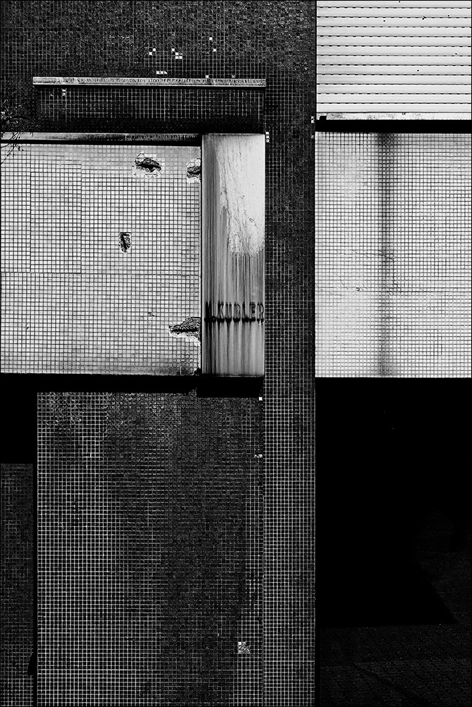 Archillect ID 295019