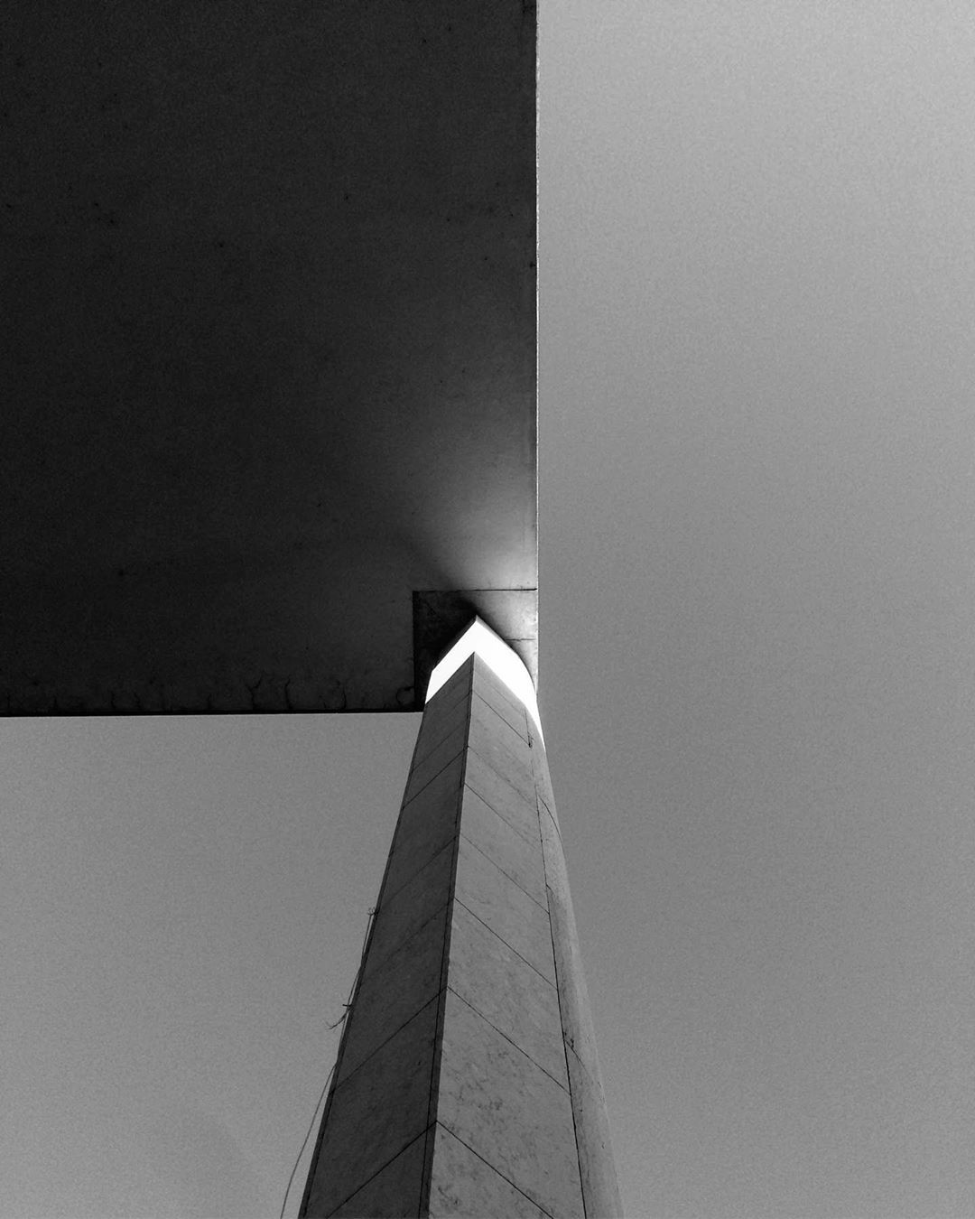 Archillect ID 295024