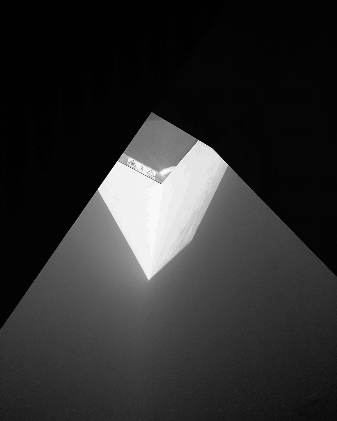 Archillect ID 297120