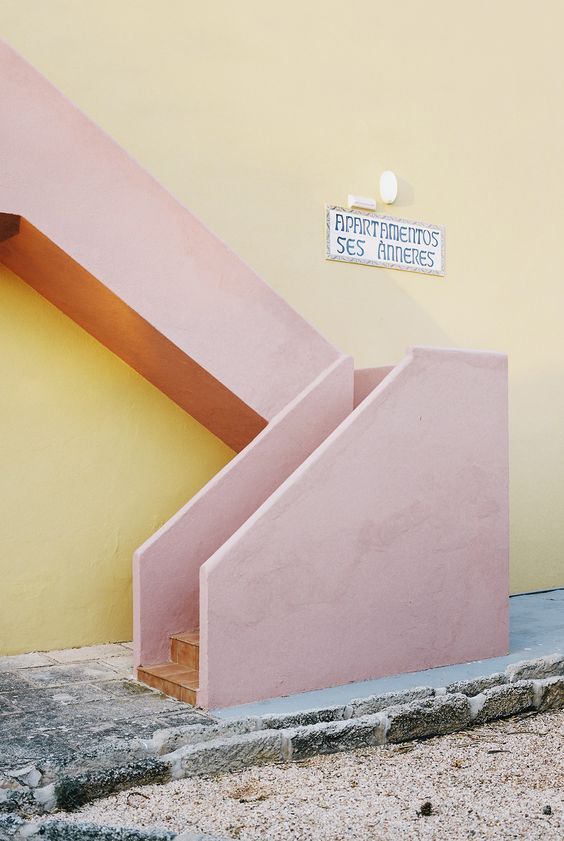 Archillect ID 297447