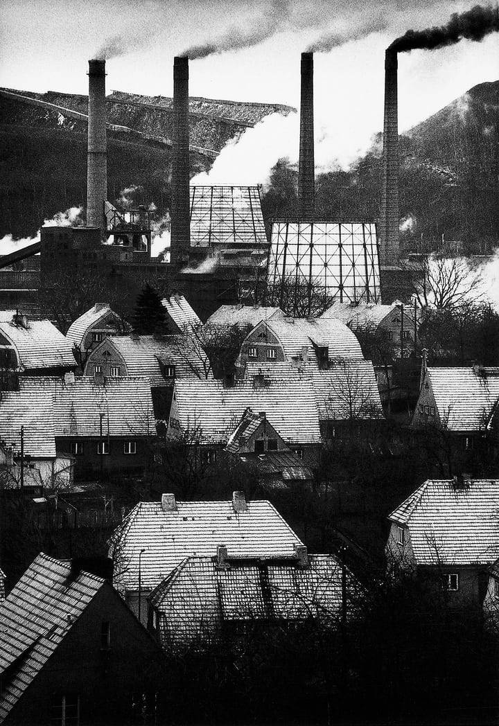 Archillect ID 300442