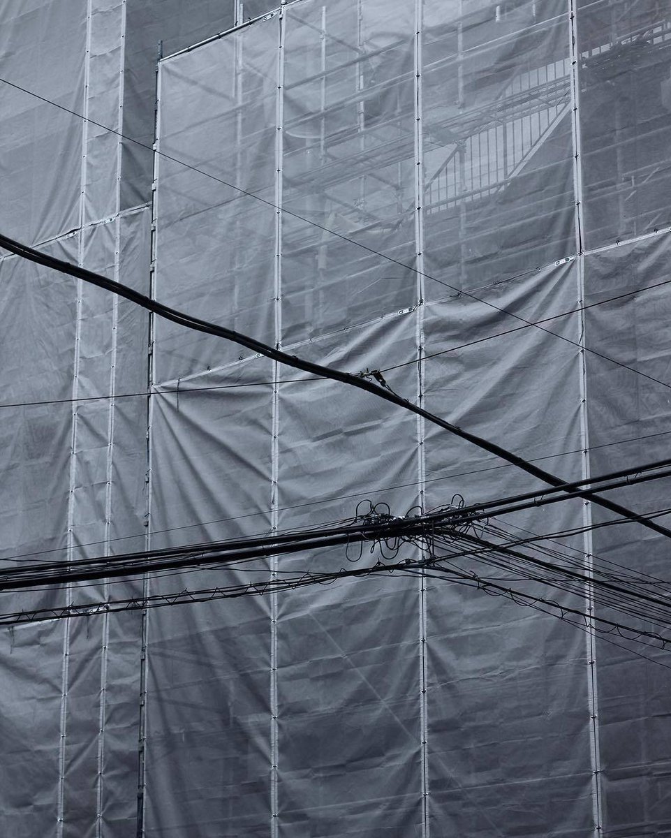 Archillect ID 300871
