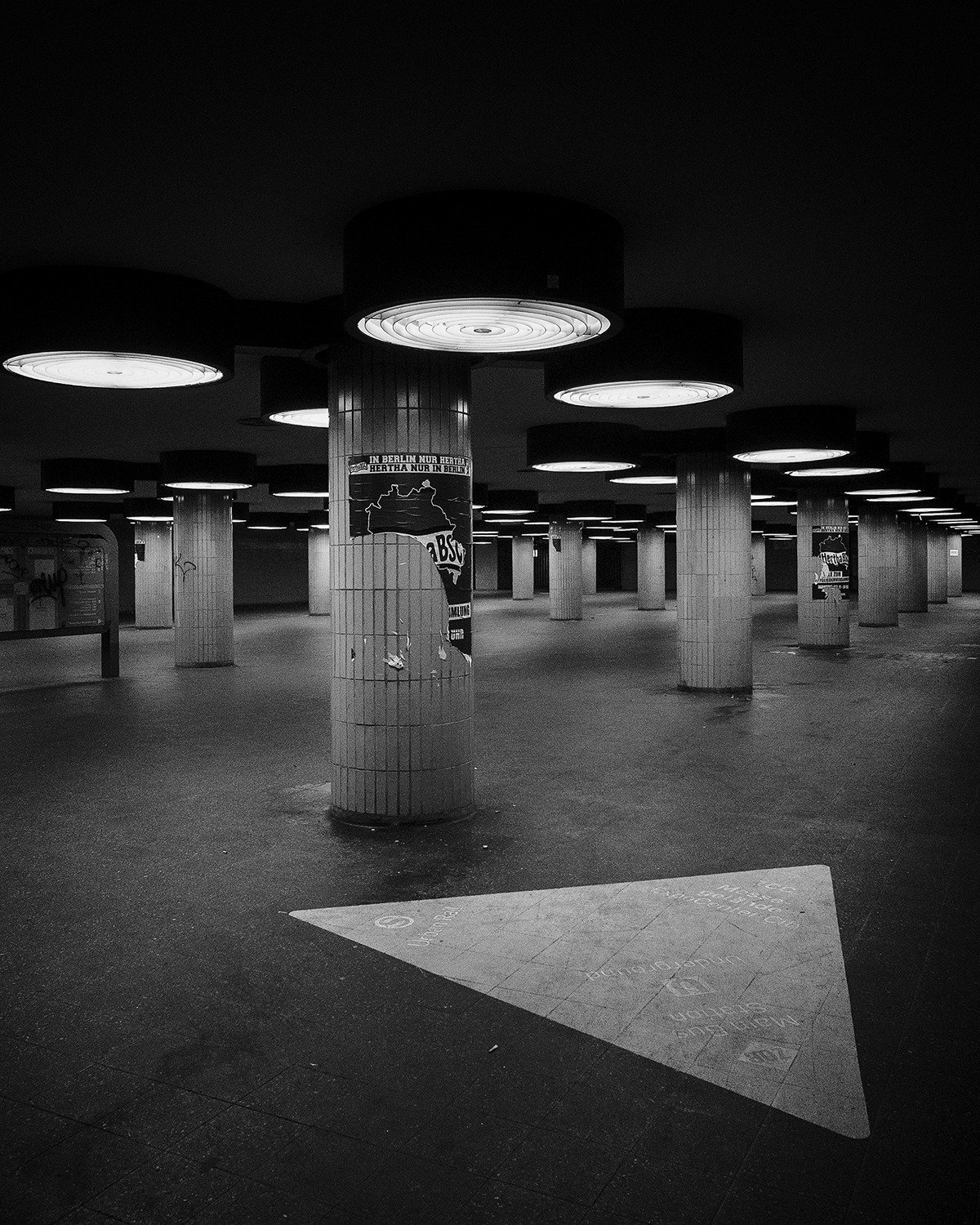 Archillect ID 300886