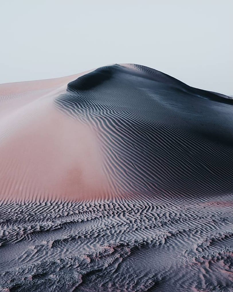 Archillect ID 301585