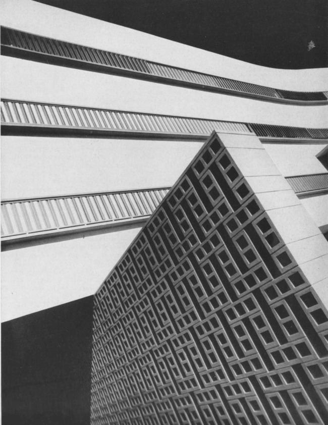 Archillect ID 301788