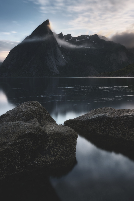 Archillect ID 303908