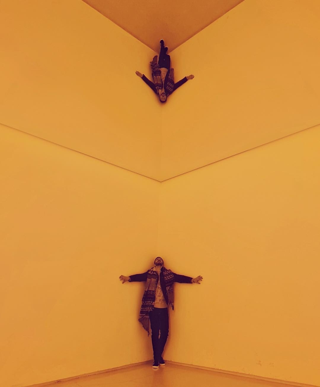 Archillect ID 304790