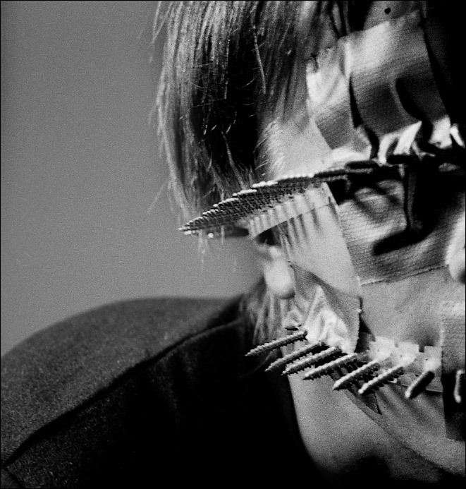 Archillect ID 305000