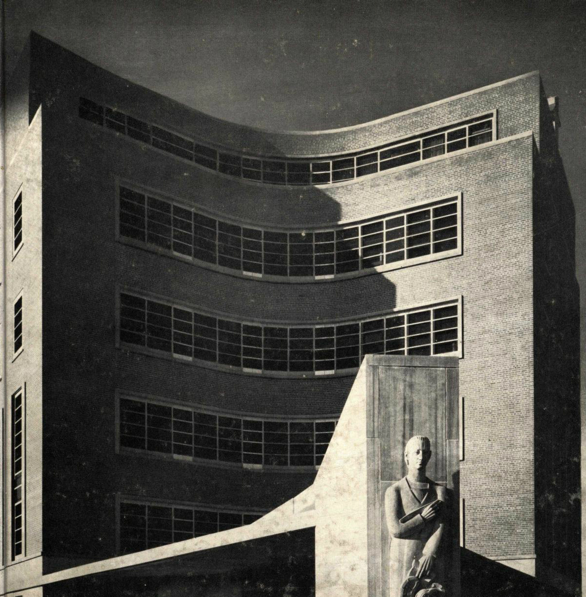 Archillect ID 306094