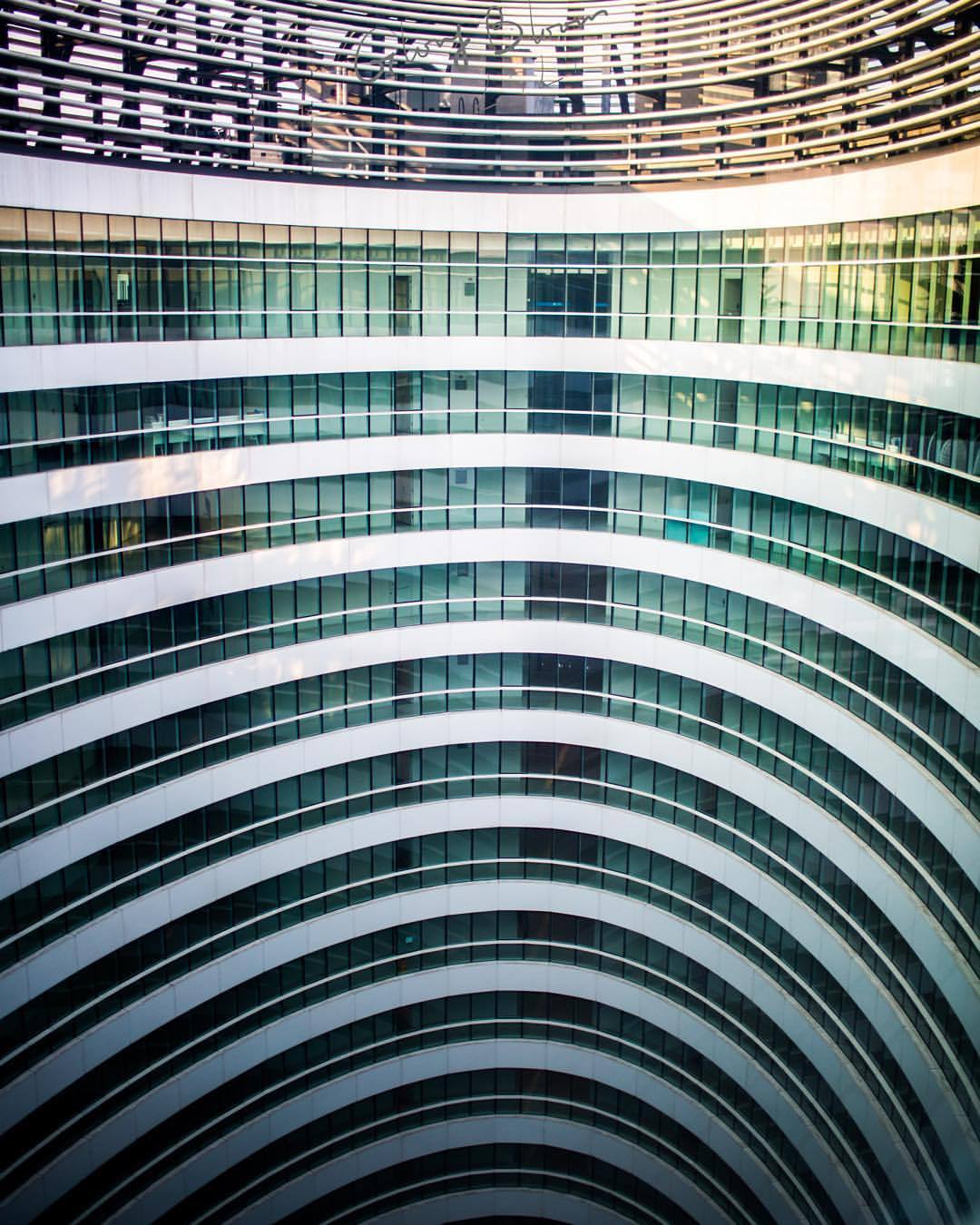 Archillect ID 306260