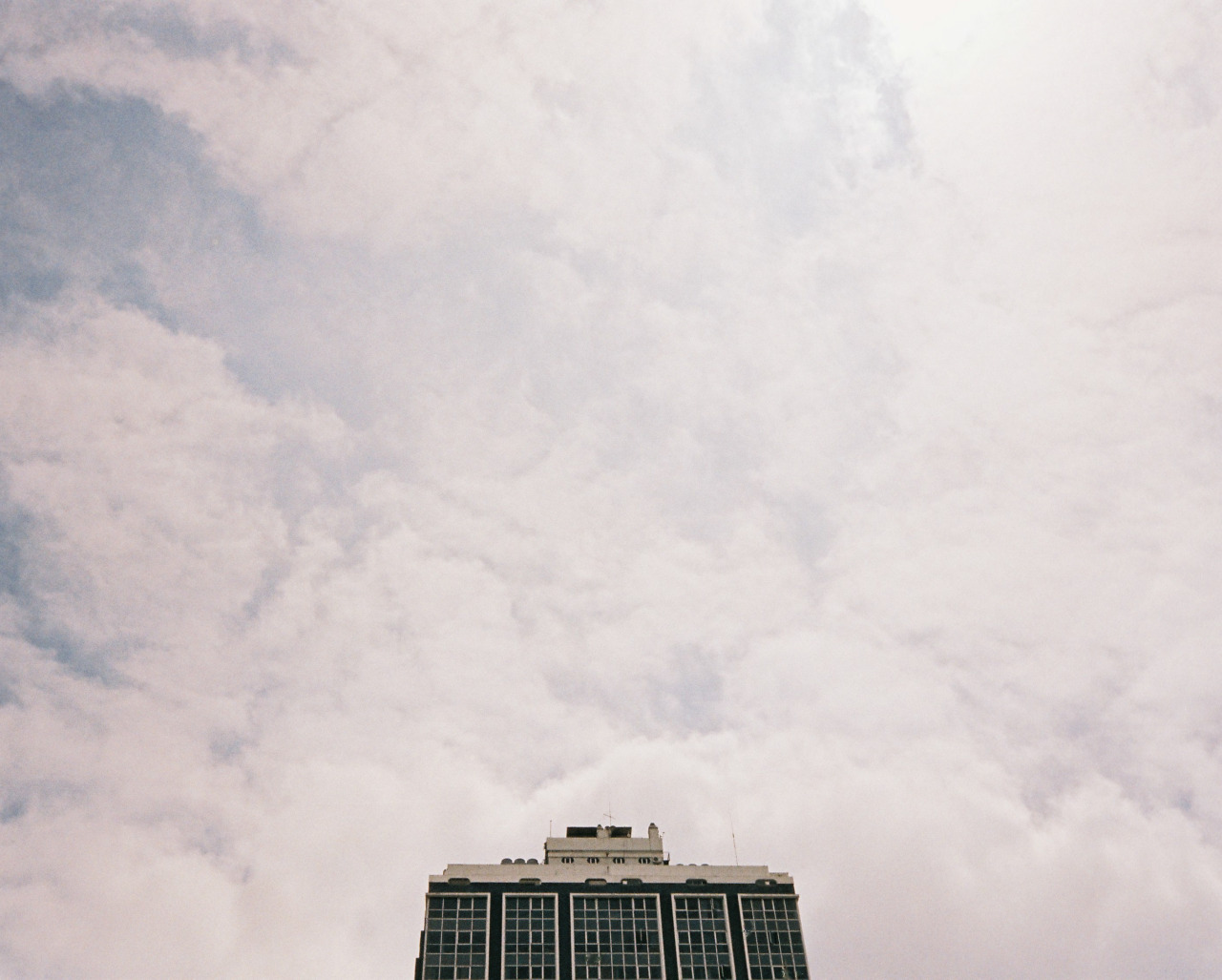 Archillect ID 307318