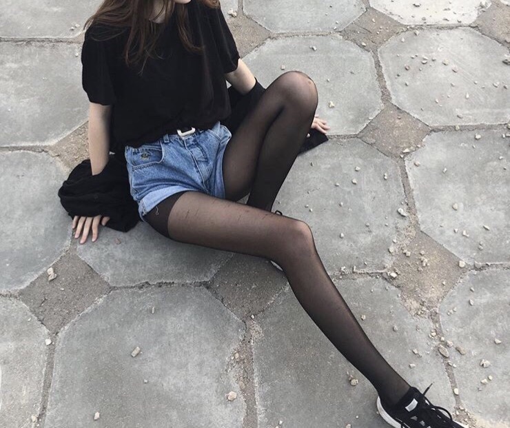 Archillect ID 307972