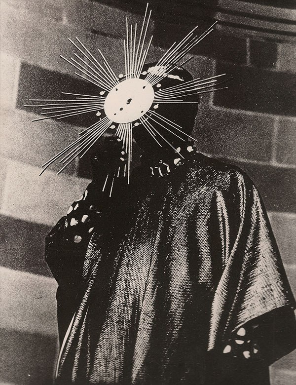 Archillect ID 308455