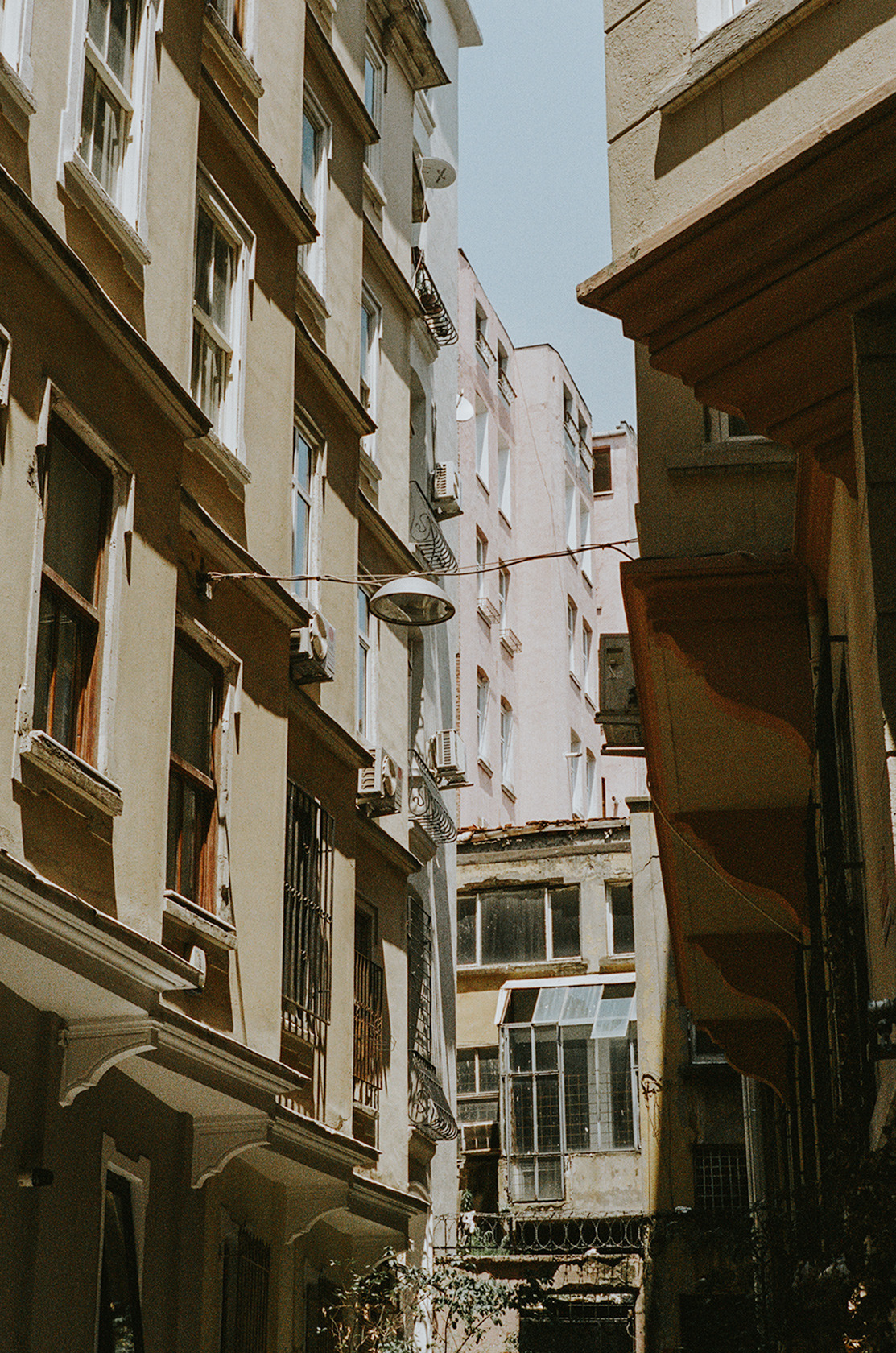 Archillect ID 308467