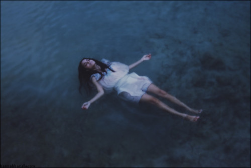 Archillect ID 309899