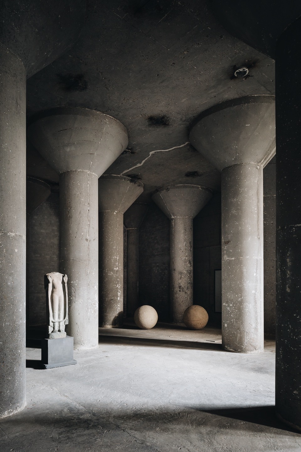 Archillect ID 310119