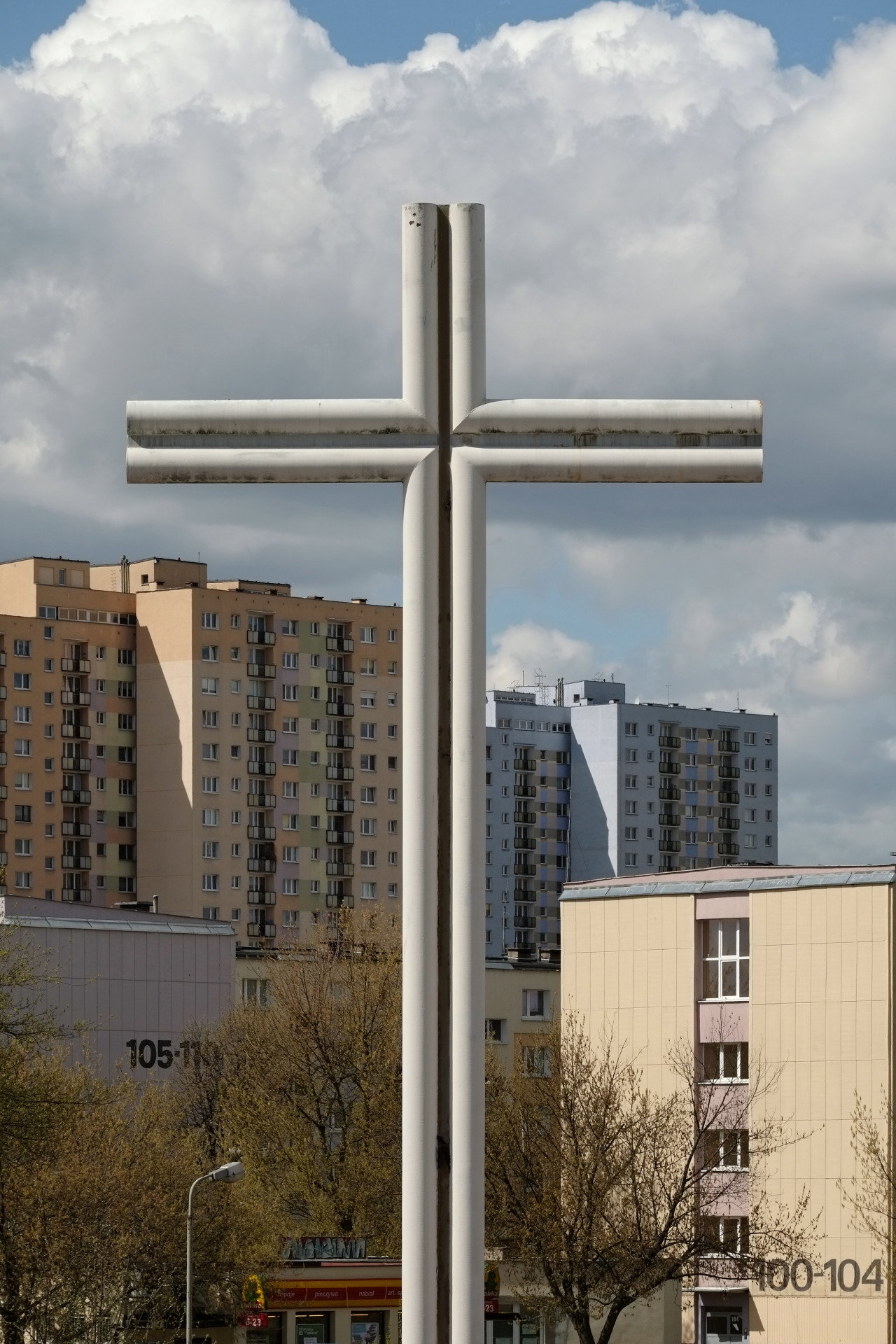 Archillect ID 310325