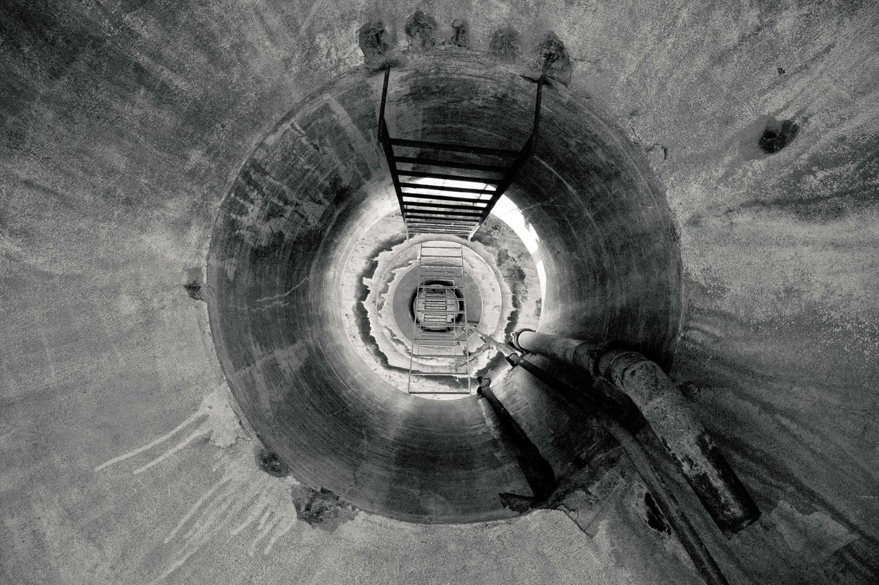 Archillect ID 310435